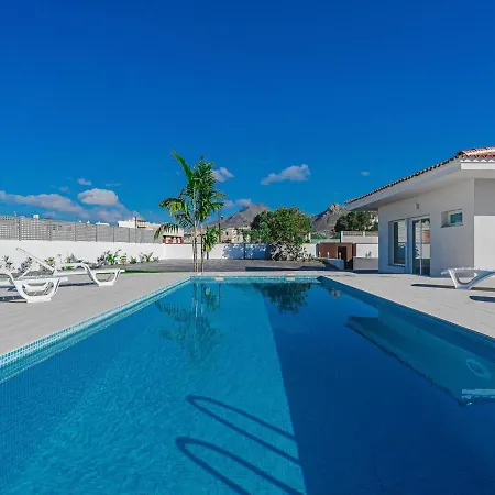 Villa 303 Casa Jardin Con Piscina Y Gran Jardin *