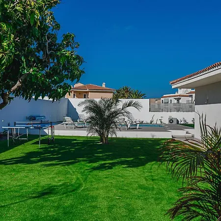 Villa 303 Casa Jardin Con Piscina Y Gran Jardin